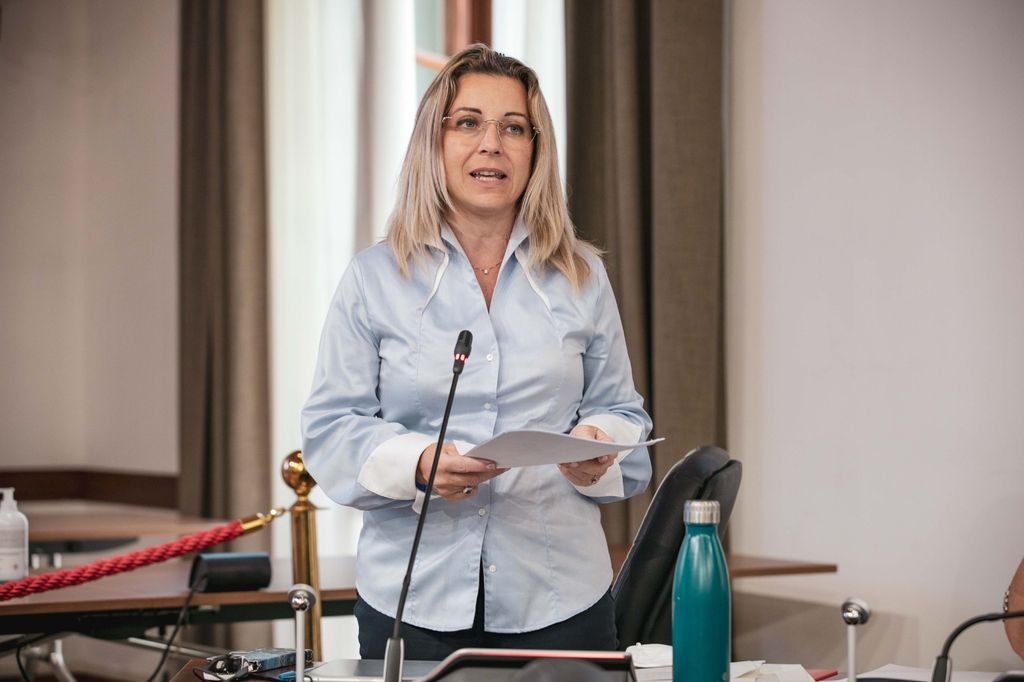 Multiutility, Galletti (M5S): “Nessuna convergenza politica con chi si dichiara a favore della quotazione in borsa dei servizi locali”